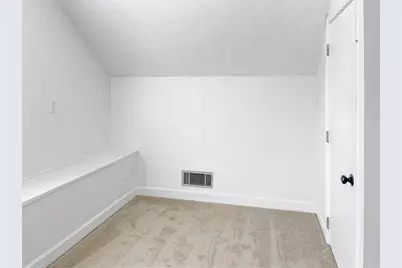 3145 Queens Walk NE, Atlanta, GA 30345 - Photo 35