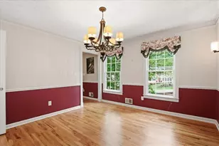 713 Chesterfield Dr, Lawrenceville, GA 30044 - Photo 7