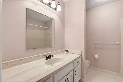 713 Chesterfield Drive, Lawrenceville, GA 30044 - Photo 57