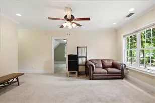 713 Chesterfield Dr, Lawrenceville, GA 30044 - Photo 23