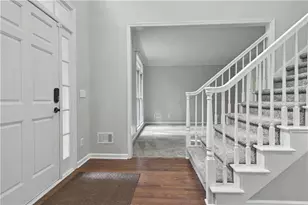 205 Woodcreek Ln, Fayetteville, GA 30215 - Photo 5