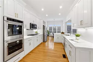 1112 Valley Overlook Dr NE, Atlanta, GA 30324 - Photo 11