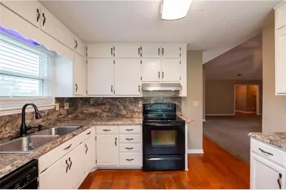 11058 Hunters Lane, Hampton, GA 30228 - Photo 17