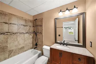 200 York Town Cir, Johns Creek, GA 30097 - Photo 39