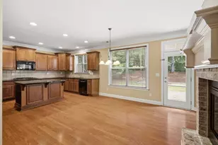 2035 Manor View, Cumming, GA 30041 - Photo 15