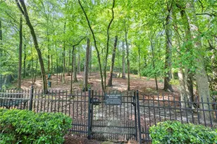 1111 River Green Dr NW, Atlanta, GA 30327 - Photo 37