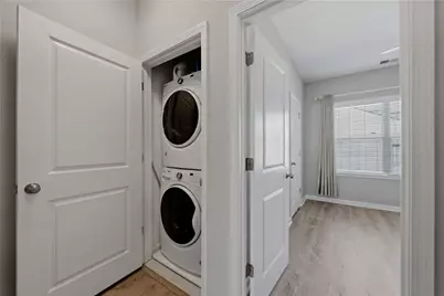 633 Broadview Place, Atlanta, GA 30324 - Photo 17