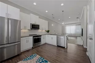 633 Broadview Pl, Atlanta, GA 30324 - Photo 9
