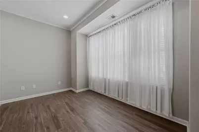 633 Broadview Place, Atlanta, GA 30324 - Photo 15