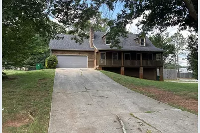 667 King Road, Stone Mountain, GA 30088 - Photo 1