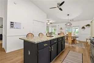 255 Paris Dr, Lawrenceville, GA 30043 - Photo 15