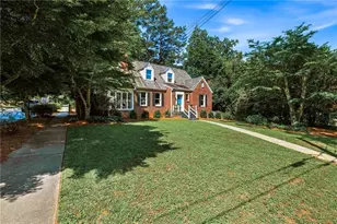 1764 Meadowdale Ave NE, Atlanta, GA 30306 - Photo 29