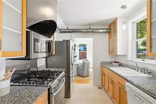 1764 Meadowdale Ave NE, Atlanta, GA 30306 - Photo 15
