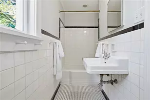 1764 Meadowdale Ave NE, Atlanta, GA 30306 - Photo 23