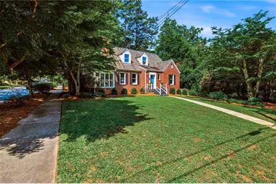 1764 Meadowdale Avenue NE, Atlanta, GA 30306 - Photo 37