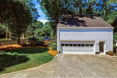 1764 Meadowdale Avenue NE, Atlanta, GA 30306 - Photo 25