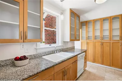 1764 Meadowdale Avenue NE, Atlanta, GA 30306 - Photo 13