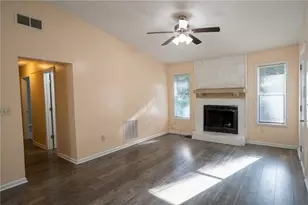 4007 Stacy Ln, Snellville, GA 30039 - Photo 5