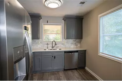 4007 Stacy Lane, Snellville, GA 30039 - Photo 7