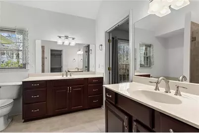 146 Lakeside Drive NW, Kennesaw, GA 30144 - Photo 17