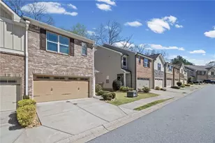 248 Bobbie Way, Woodstock, GA 30189 - Photo 3