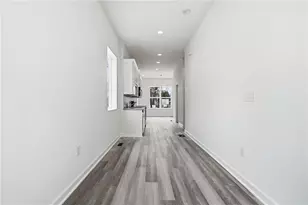 2029 Memorial Dr, Atlanta, GA 30317 - Photo 13