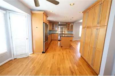 1248 Defoors Court NW #7A, Atlanta, GA 30318 - Photo 9