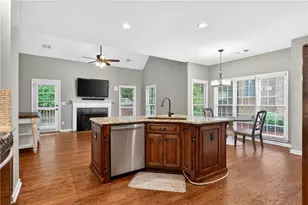 4557 Village Springs Pl, Atlanta, GA 30338 - Photo 7