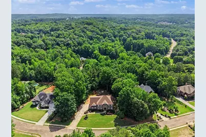 952 Ardmore Trail, Hoschton, GA 30548 - Photo 3
