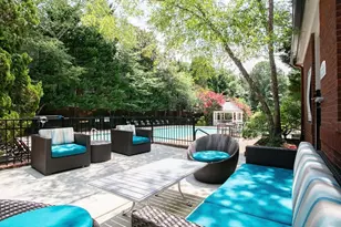 100 Ashford Gables Dr, Dunwoody, GA 30338 - Photo 17