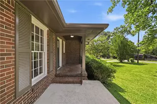 61 Barrett Cir SE, Marietta, GA 30060 - Photo 9