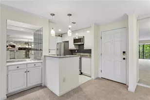 28306 Plantation Dr NE, Atlanta, GA 30324 - Photo 15