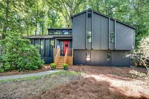 3292 Holly Mill Ct, Marietta, GA 30062 - Photo 5