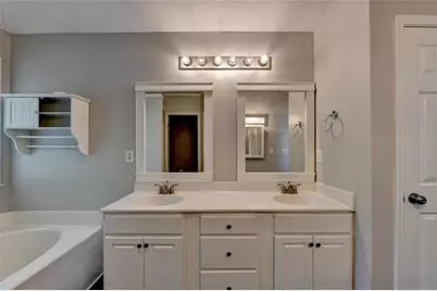 572 Staghorn Lane, Suwanee, GA 30024 - Photo 17