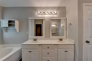 572 Staghorn Ln, Suwanee, GA 30024 - Photo 17