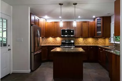 1025 Vistavia Circle, Decatur, GA 30033 - Photo 21