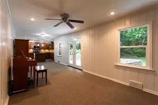 1025 Vistavia Cir, Decatur, GA 30033 - Photo 27