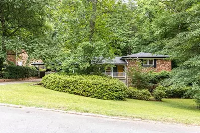 1025 Vistavia Circle, Decatur, GA 30033 - Photo 3