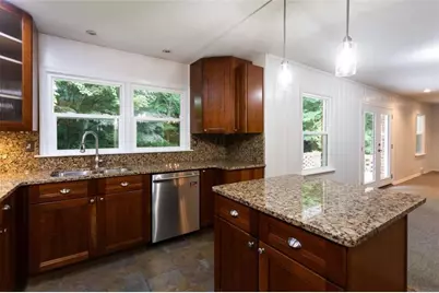 1025 Vistavia Circle, Decatur, GA 30033 - Photo 25