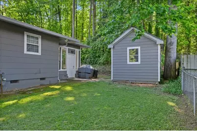 948 Creekdale Drive, Clarkston, GA 30021 - Photo 31