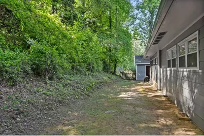 948 Creekdale Drive, Clarkston, GA 30021 - Photo 33