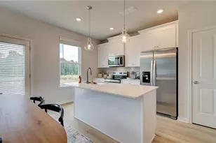 22 Camellia Dr, Fairburn, GA 30213 - Photo 11