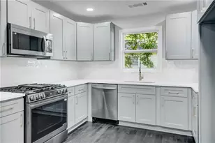 110 Howell Dr SW, Atlanta, GA 30331 - Photo 7
