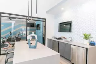 300 Deering Rd, Atlanta, GA 30309 - Photo 9