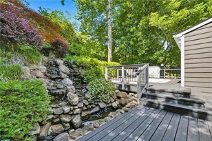 10250 Kinross Rd, Roswell, GA 30076 - Photo 37
