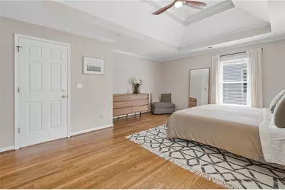 10250 Kinross Road, Roswell, GA 30076 - Photo 23