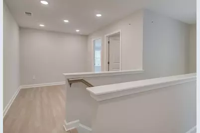 122 Bluffington Way, Marietta, GA 30066 - Photo 17