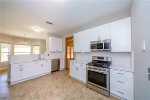 435 Rockbass Rd, Suwanee, GA 30024 - Photo 11