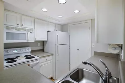 3069 Chastain Park Court NE, Atlanta, GA 30342 - Photo 13