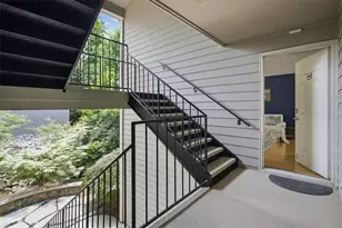 3069 Chastain Park Ct NE, Atlanta, GA 30342 - Photo 17